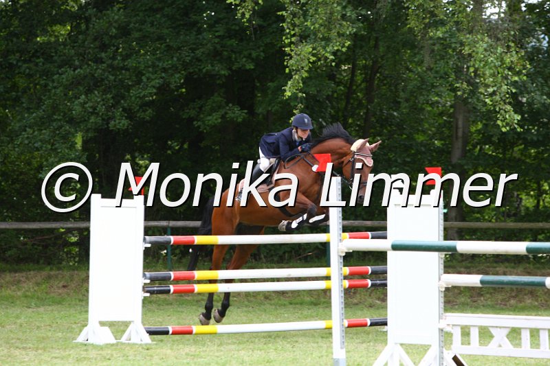 007M9668_Finja_Spring M x.JPG